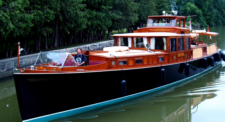 Consolidated Commuter Yacht Dolphin